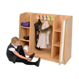 Dress-up Hub in use with shoes